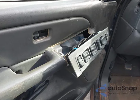 2004 Chevrolet Avalanche 1500 from USA, damaged, VIN 3GNEC12T54G234377